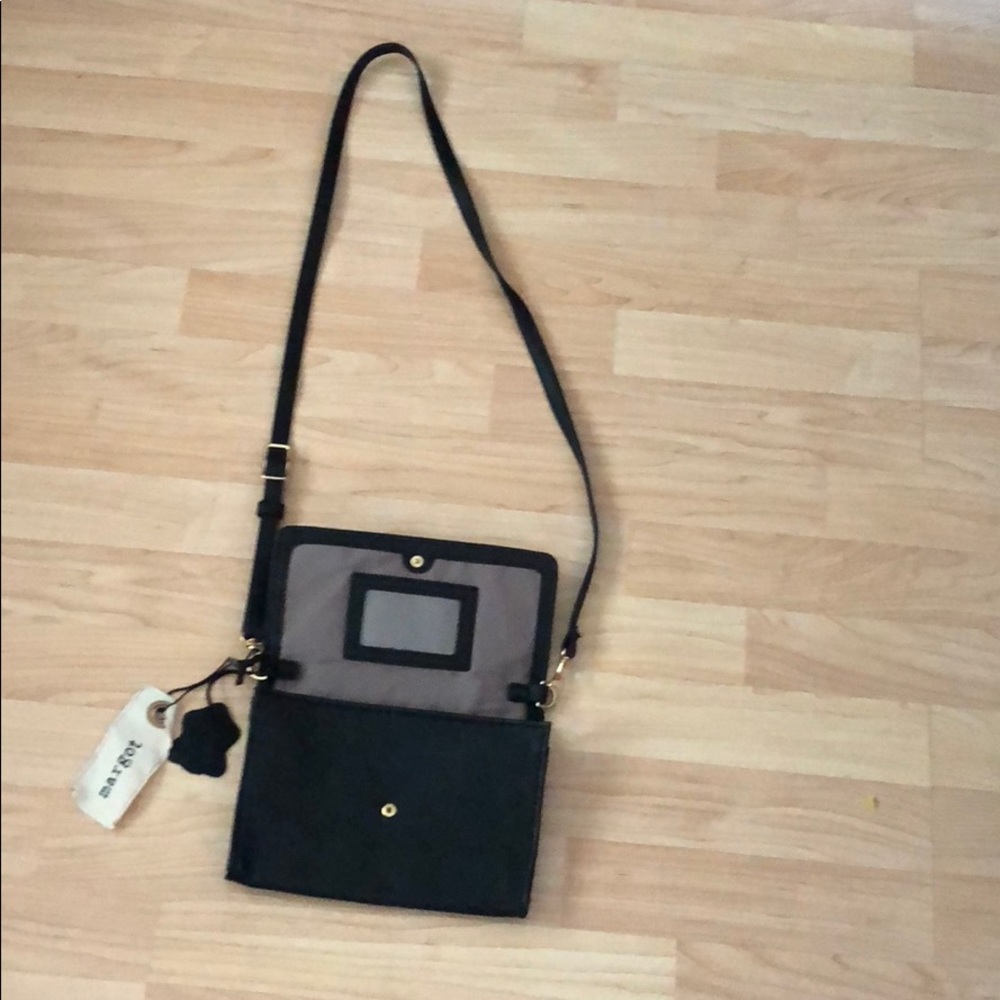 Margot genuine leather purse NWT - Picture 2 of 5